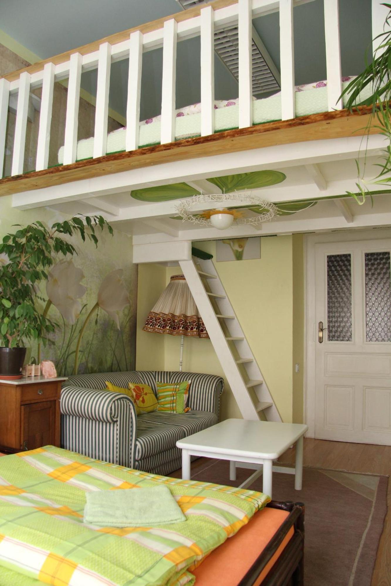 Albergue Artharmony & *